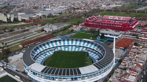 Avellaneda, dos realidades y una misma obligación: ganar el clásico